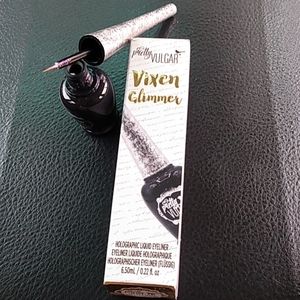 Vixen Glimmer Silver Holographic Eyeliner by Pretty Vulgar.  6.5mL/0.22fl. oz